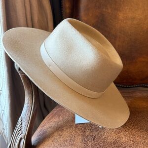 Janessa Leone Cole Hat